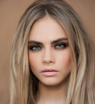 cara-cara-delevingne-34228669-398-600